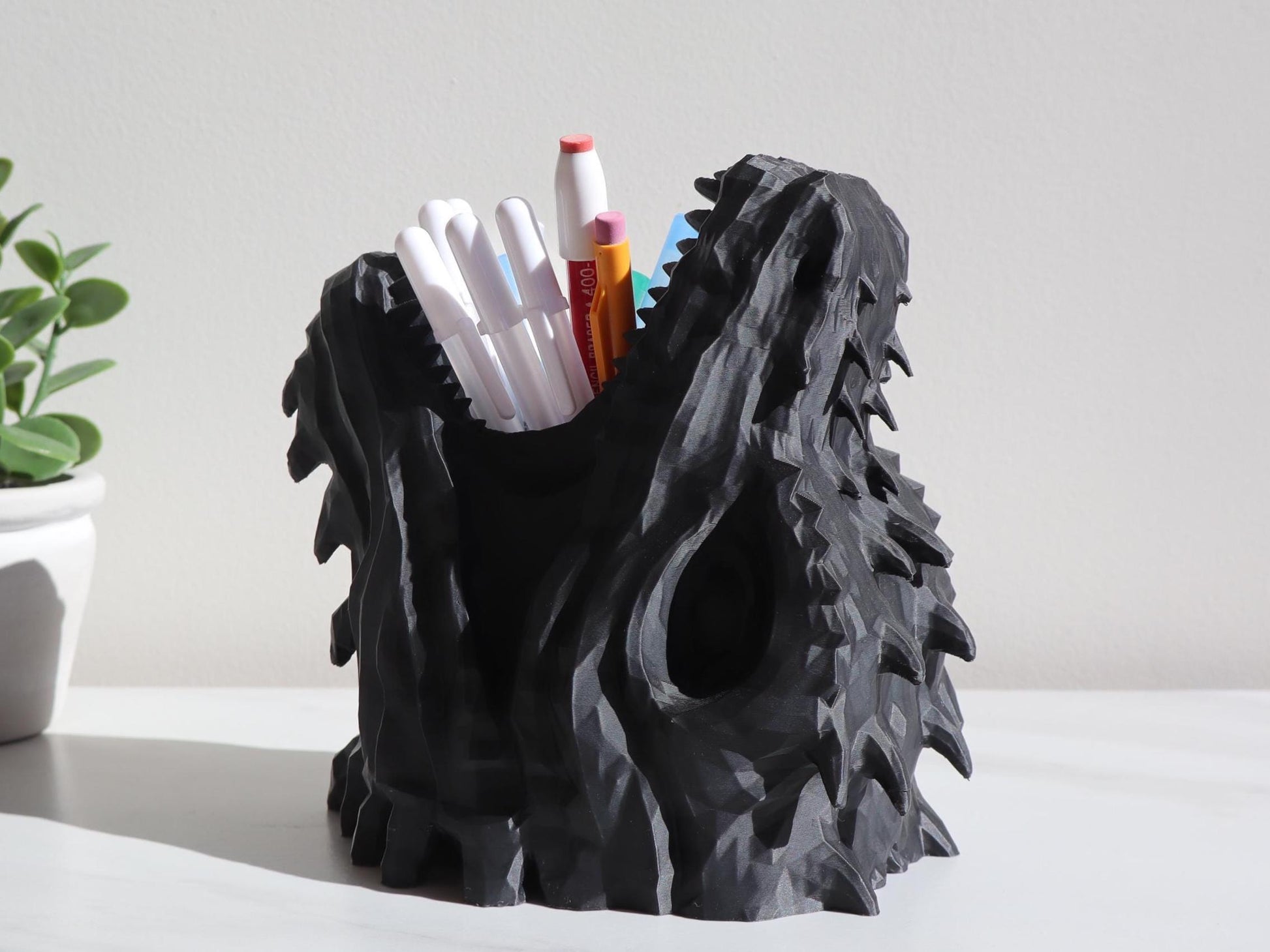 Dragon Head Pencil Holder, Dragon Open Mouth Container, Desk Organizer for Pens, Pencils, Perfect Gamer Gift, Fantasy Lover Pencil Holder