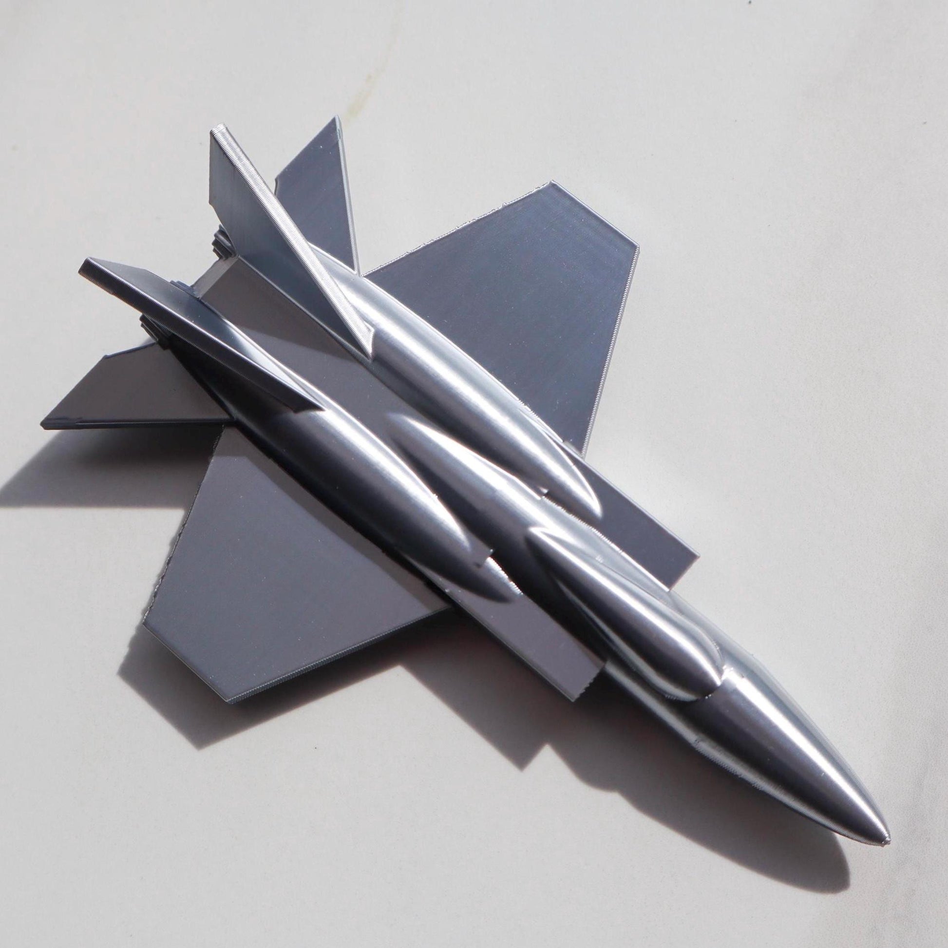 Silver Airplane Statue, Silver Advanced Fighter Jet Model, Metallic Silver Finish, Airplane Decor, Airplane Gift, Retro Decor