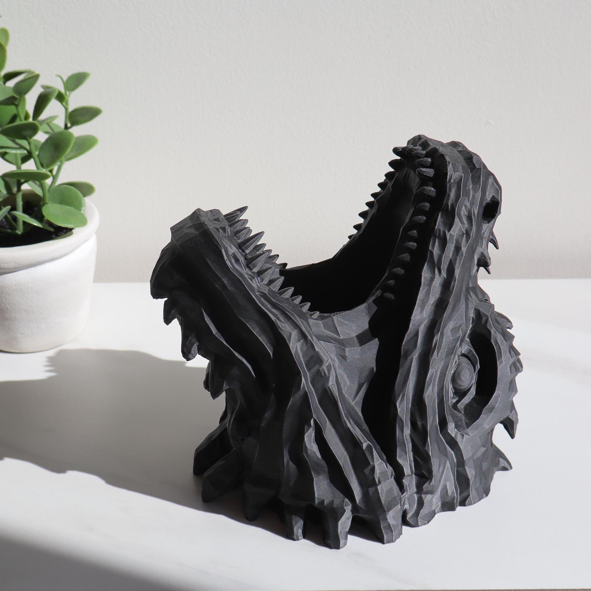 Dragon Head Pencil Holder, Dragon Open Mouth Container, Desk Organizer for Pens, Pencils, Perfect Gamer Gift, Fantasy Lover Pencil Holder